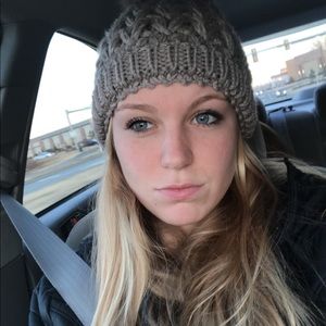 Meet your Posher, Kaitlyn